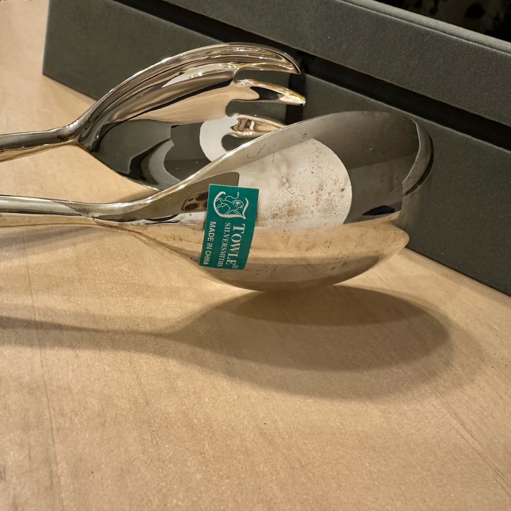 TOWLE | Rare Vintage Silver Plated Serving Tongs with Box - Picture 8 of 8